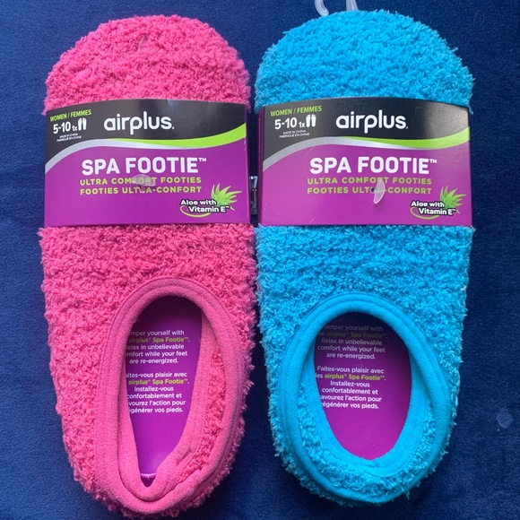 NWT 2 Pairs Airplus Spa Footies Sz. 5-10 Ladies - Picture 1 of 2